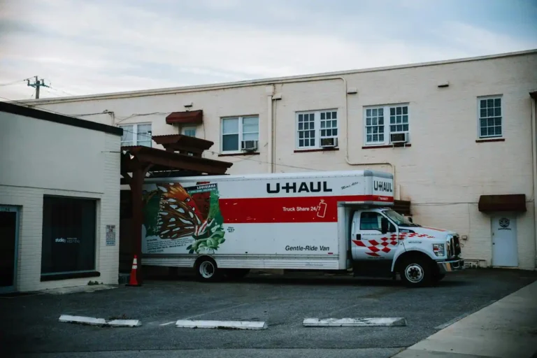 Location de camion : guide pratique pour décider sans mauvaise surprise