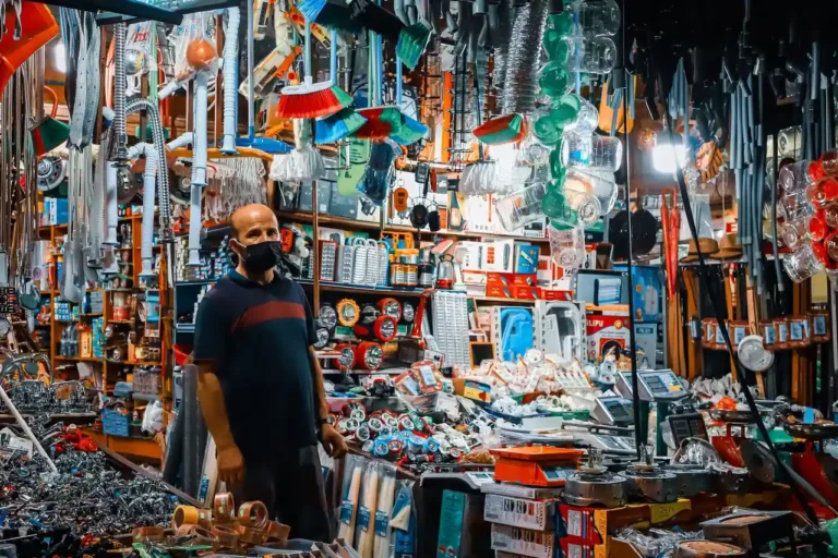 Bricolage près de chez vous : magasins, artisans et services locaux