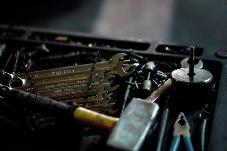 Liste d&rsquo;outillage : quoi acheter en premier