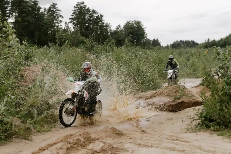 Location de quad : permis, types, prix et comment bien s&rsquo;y prendre